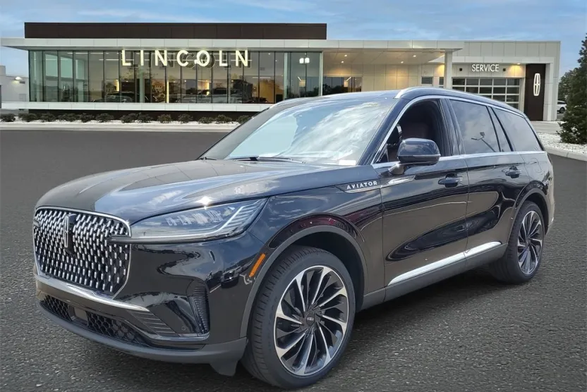 2025 Lincoln Aviator Reserve photo 1