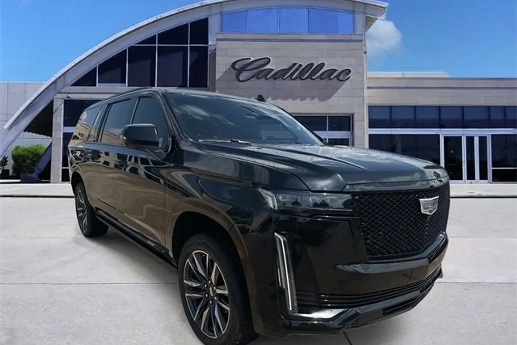 2023 Cadillac Escalade ESV Sport Platinum photo 1