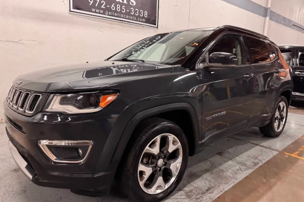 2018 Jeep Compass Limited photo 1