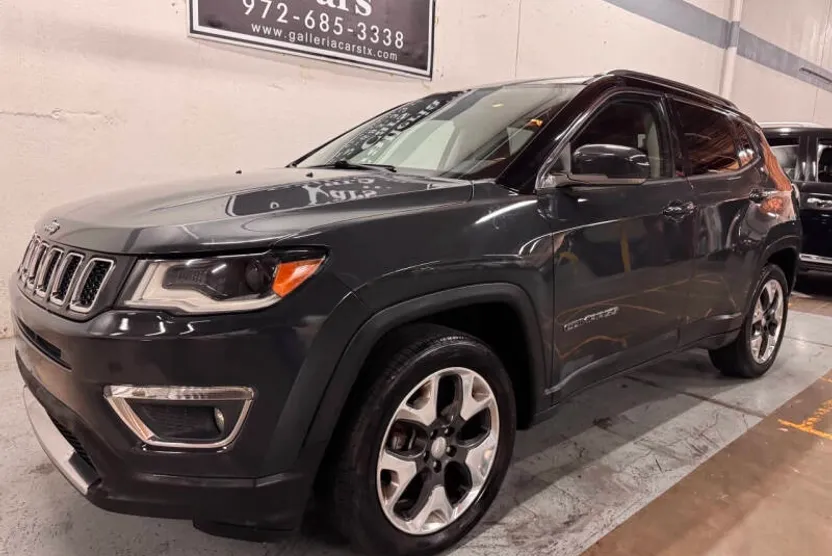 2018 Jeep Compass Limited photo 1