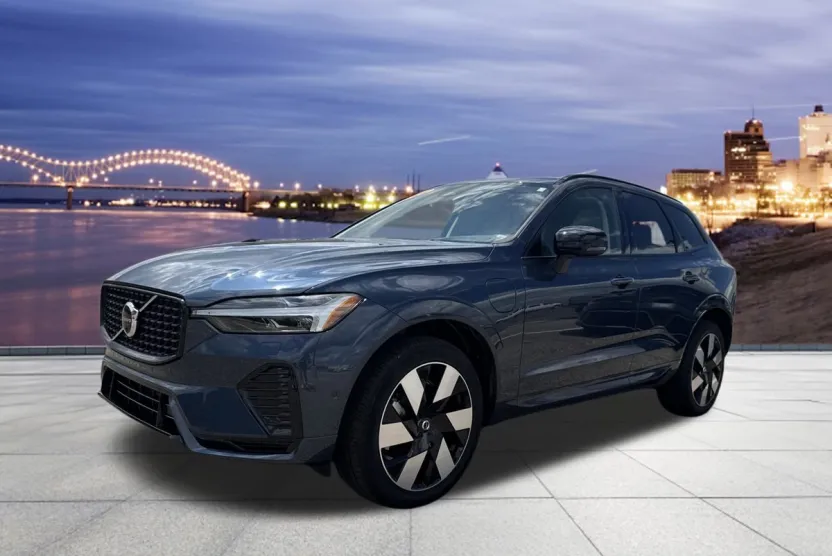 2024 Volvo XC60 Recharge Hybrid T8 Plus photo 1