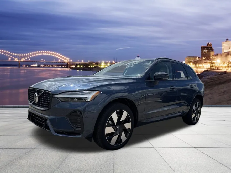 2024 Volvo XC60 Recharge Hybrid T8 Plus photo 1