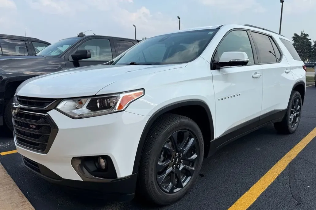 2020 Chevrolet Traverse RS photo 1
