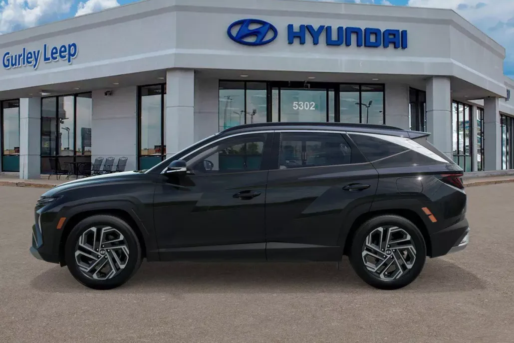 2026 Hyundai Tucson Hybrid Limited Sport photo 1
