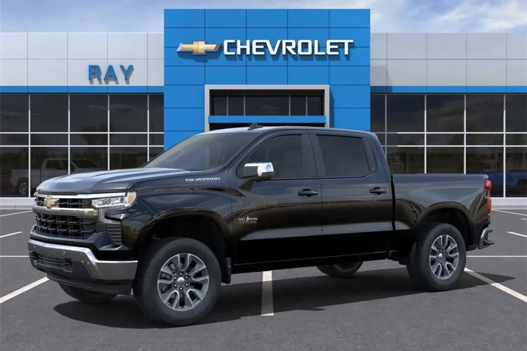 2025 Chevrolet Silverado 1500 LT photo 1