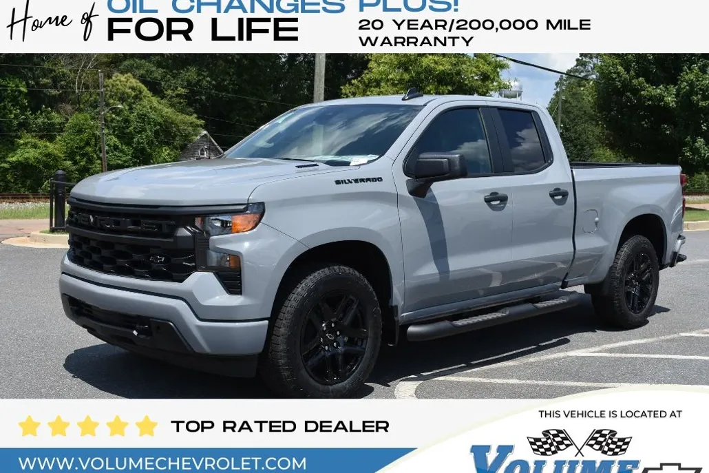 2025 Chevrolet Silverado 1500 Custom photo 1