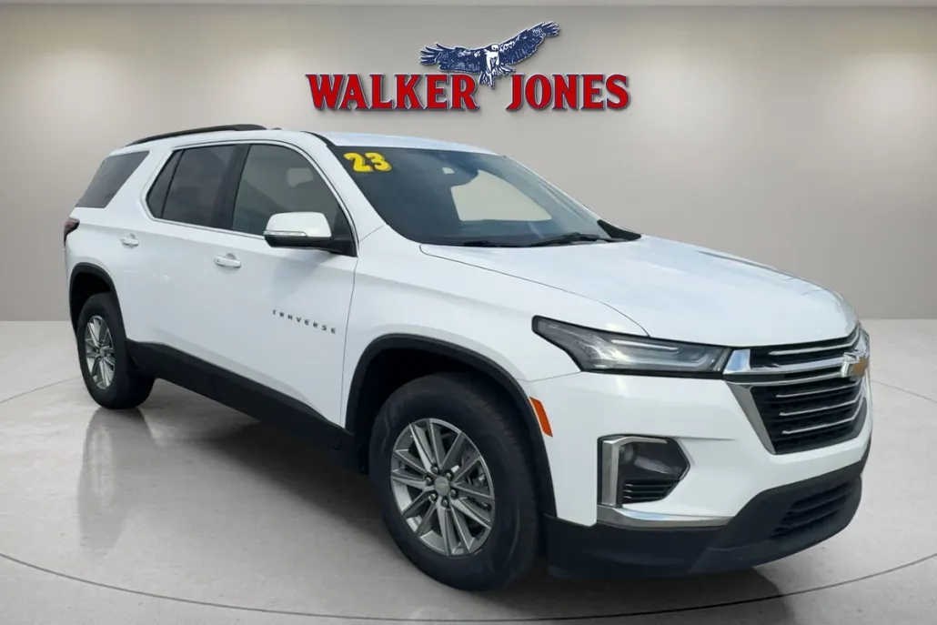 2023 Chevrolet Traverse Cloth photo 1
