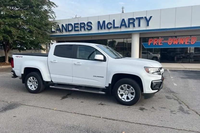 2022 Chevrolet Colorado LT photo 1