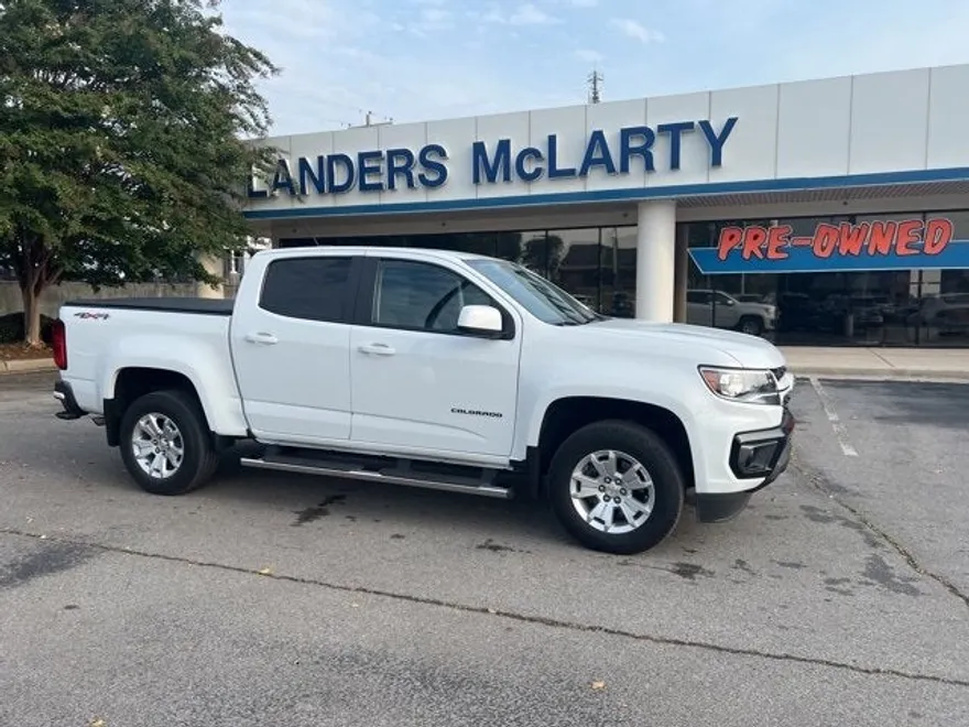 2022 Chevrolet Colorado LT photo 1
