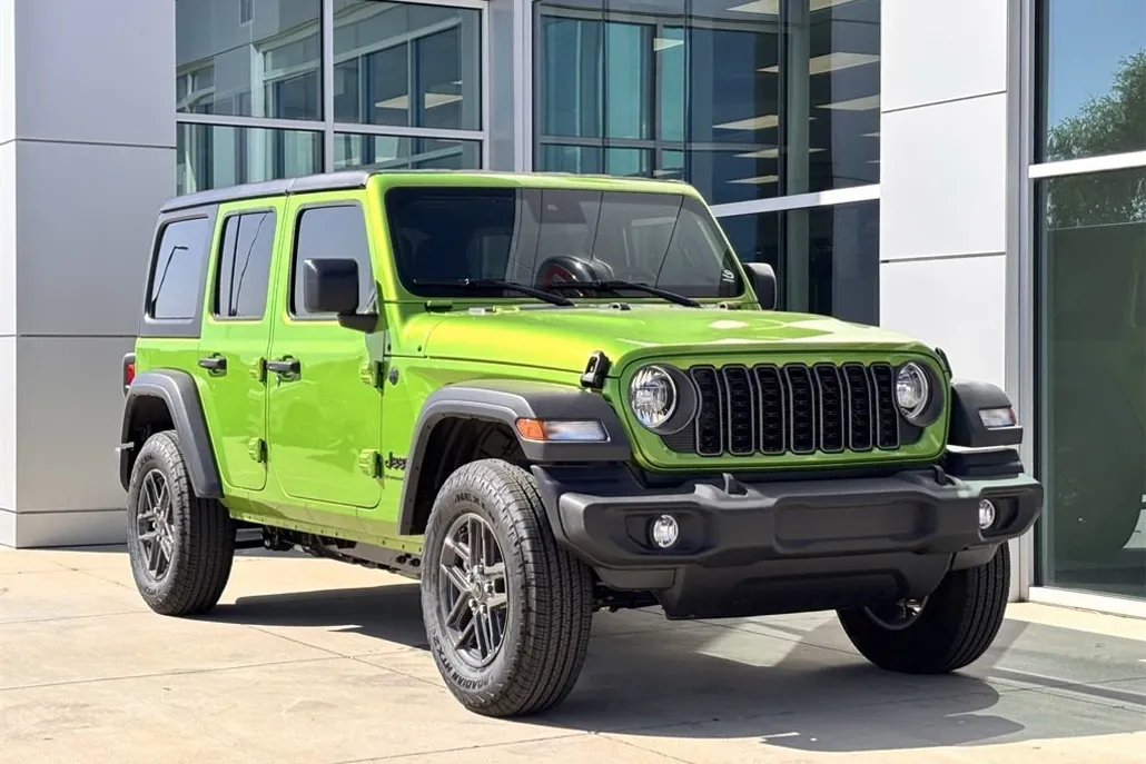 2025 Jeep Wrangler Sport S photo 1