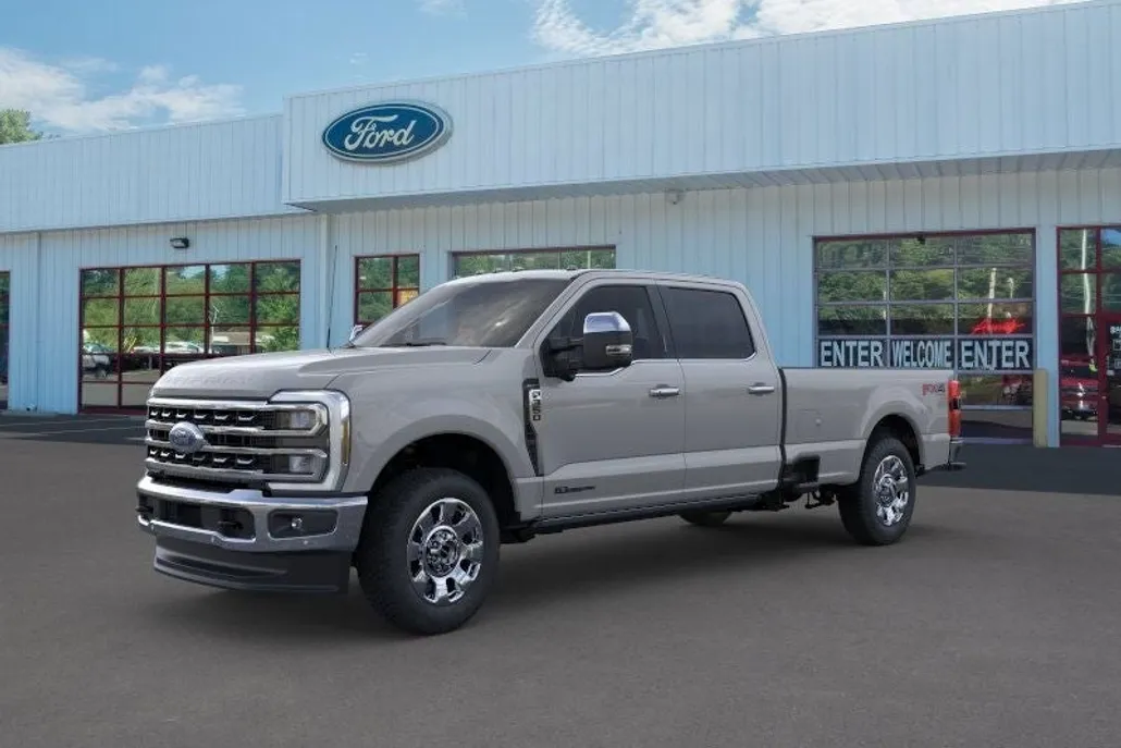 2025 Ford F-350 Lariat photo 1