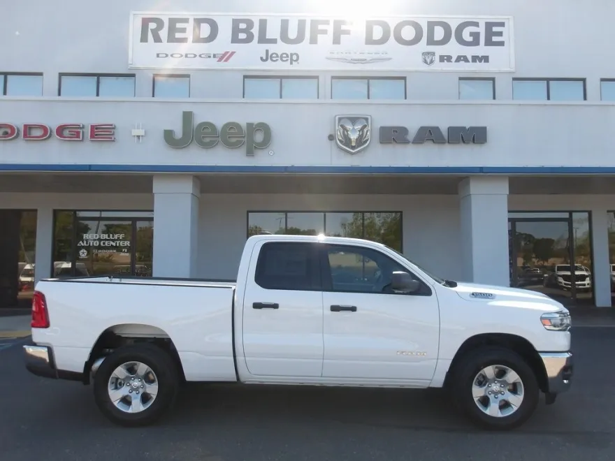 2025 Ram 1500 Tradesman photo 1
