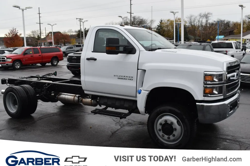 2024 Chevrolet Silverado 5500HD Work Truck photo 1