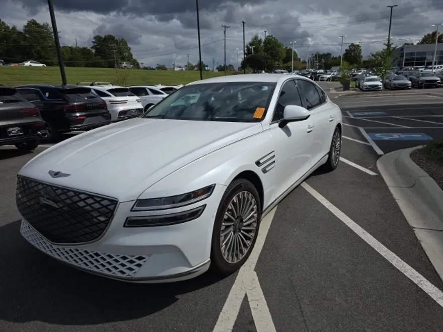 2023 Genesis Electrified G80 photo 1