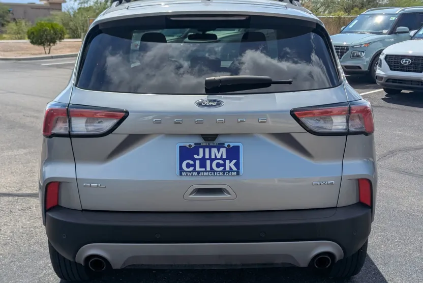 2022 Ford Escape SEL photo 1