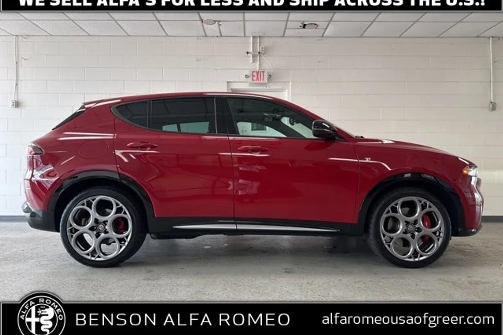 2024 Alfa Romeo Tonale Ti photo 1