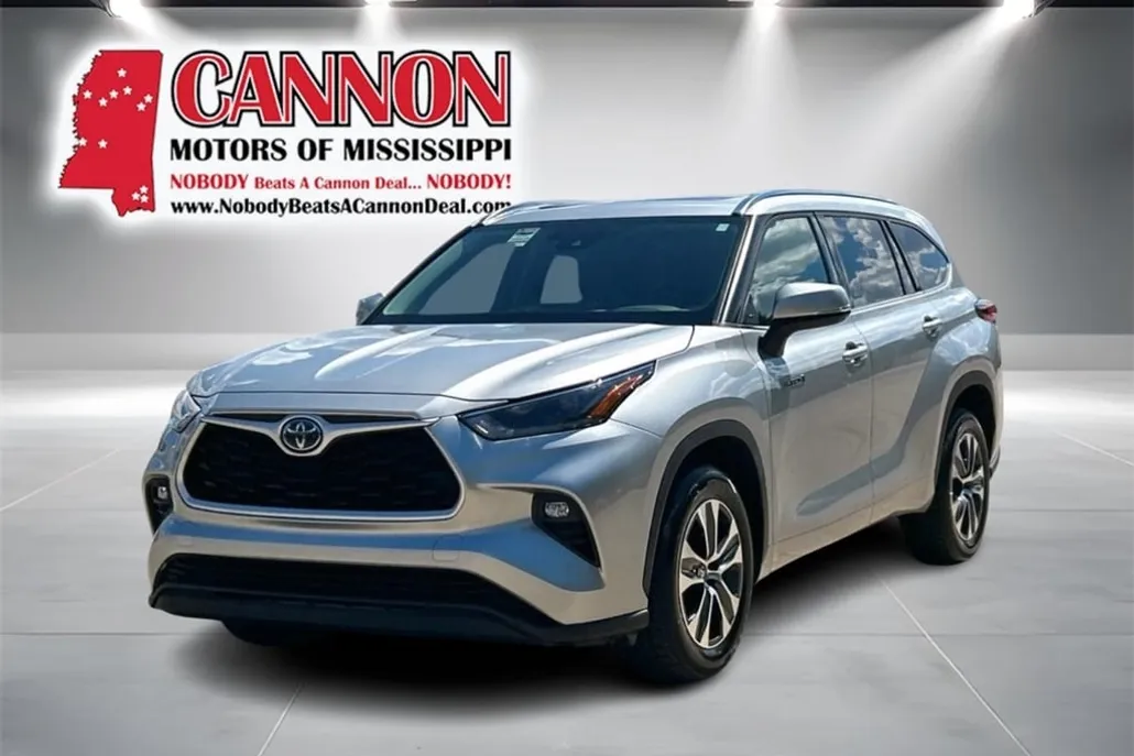 2021 Toyota Highlander Hybrid XLE photo 1