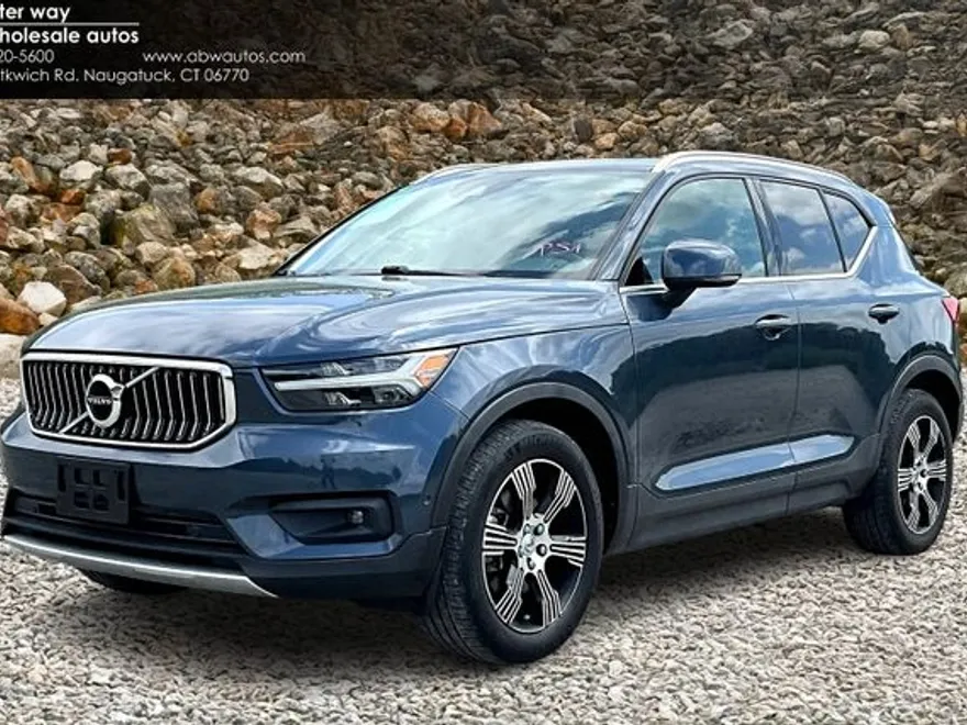 2019 Volvo XC40 T5 Inscription photo 1