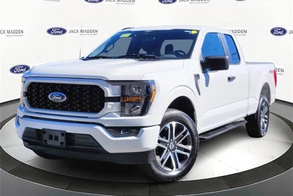 2023 Ford F-150 XL photo 1