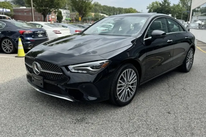 2025 Mercedes Benz CLA 250 photo 1