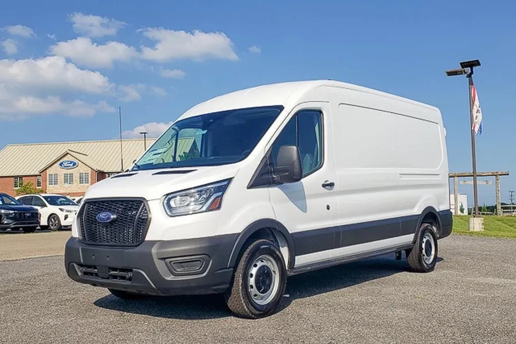 2025 Ford Transit Cargo Van photo 1