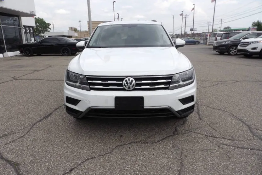 2018 Volkswagen Tiguan SE photo 1