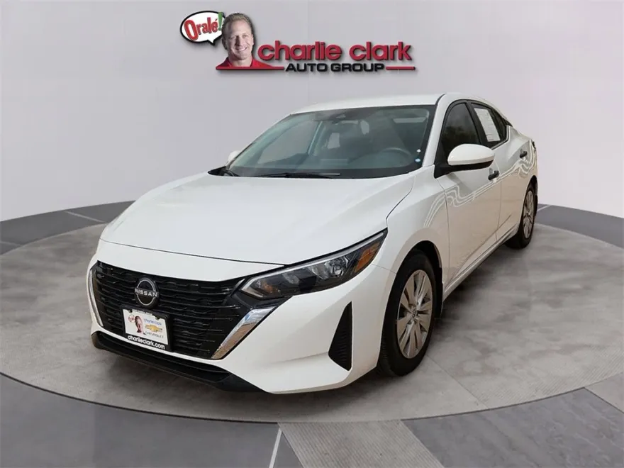 2025 Nissan Sentra S photo 1