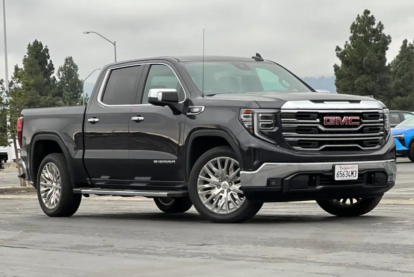 2022 Gmc Sierra 1500 SLT photo 1