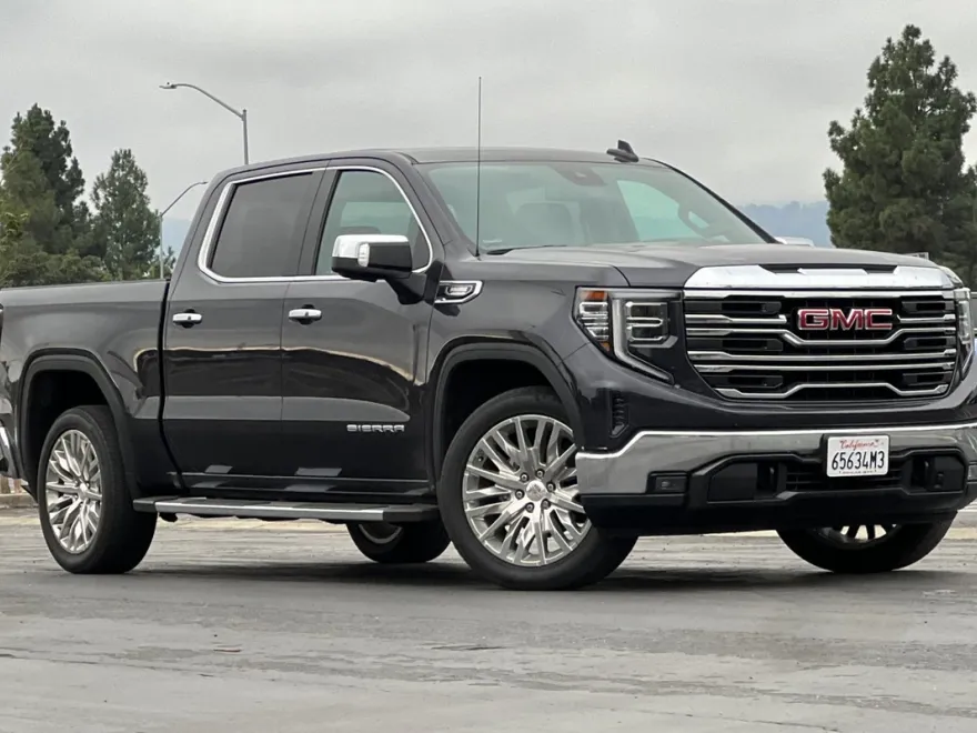 2022 Gmc Sierra 1500 SLT photo 1