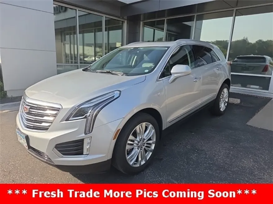 2018 Cadillac XT5 Premium Luxury photo 1