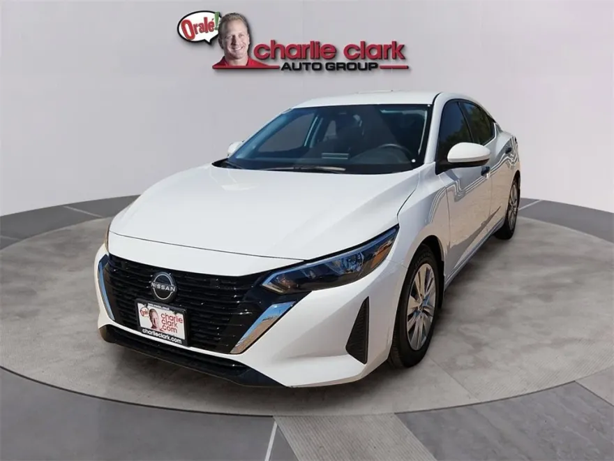 2025 Nissan Sentra S photo 1