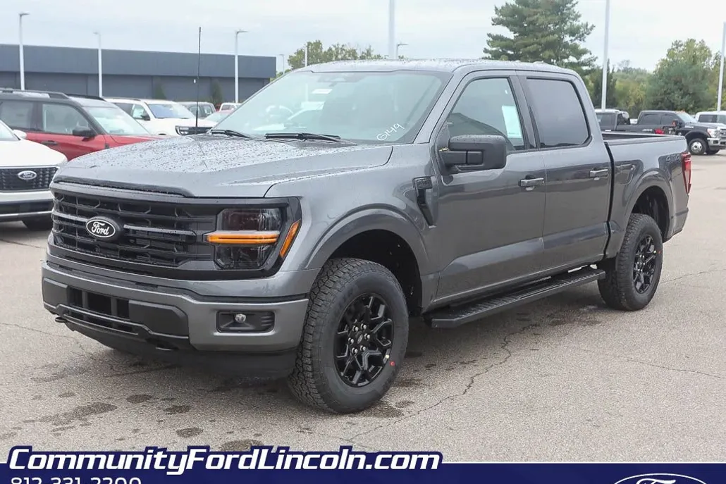 2025 Ford F-150 XLT photo 1