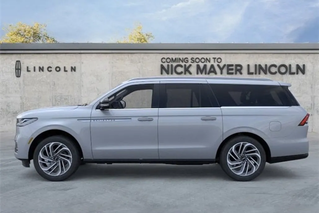 2025 Lincoln Navigator L Reserve photo 1
