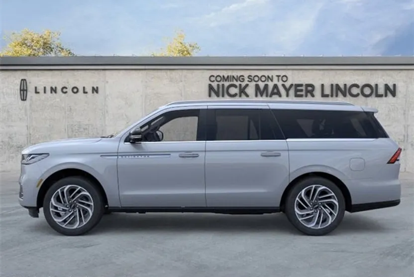 2025 Lincoln Navigator L Reserve photo 1