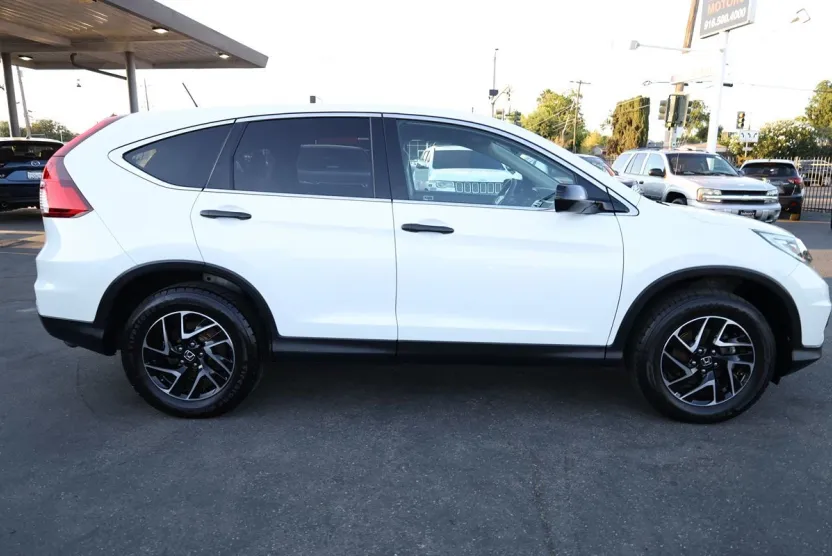 2016 Honda CR-V SE photo 1