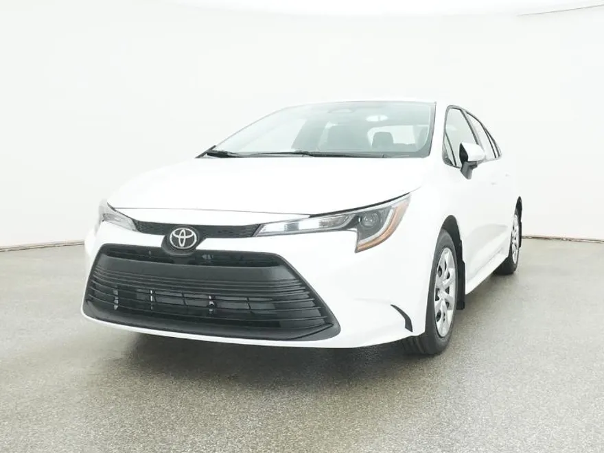 2026 Toyota Corolla LE photo 1