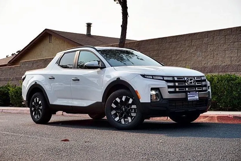 2025 Hyundai Santa Cruz SEL photo 1