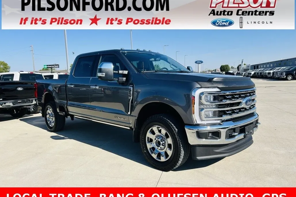 2024 Ford F-250 Lariat photo 1