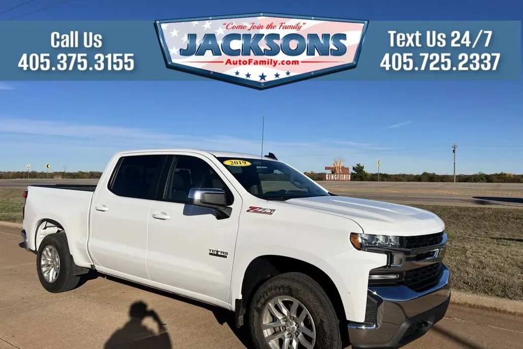 2019 Chevrolet Silverado 1500 LT photo 1