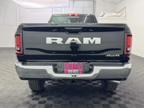 2025 Ram 3500 Tradesman photo 4