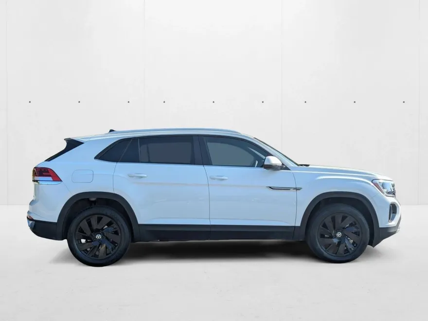 2025 Volkswagen Atlas Cross Sport SE Technology photo 1