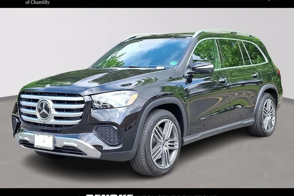 2025 Mercedes Benz GLS 450 4MATIC photo 1
