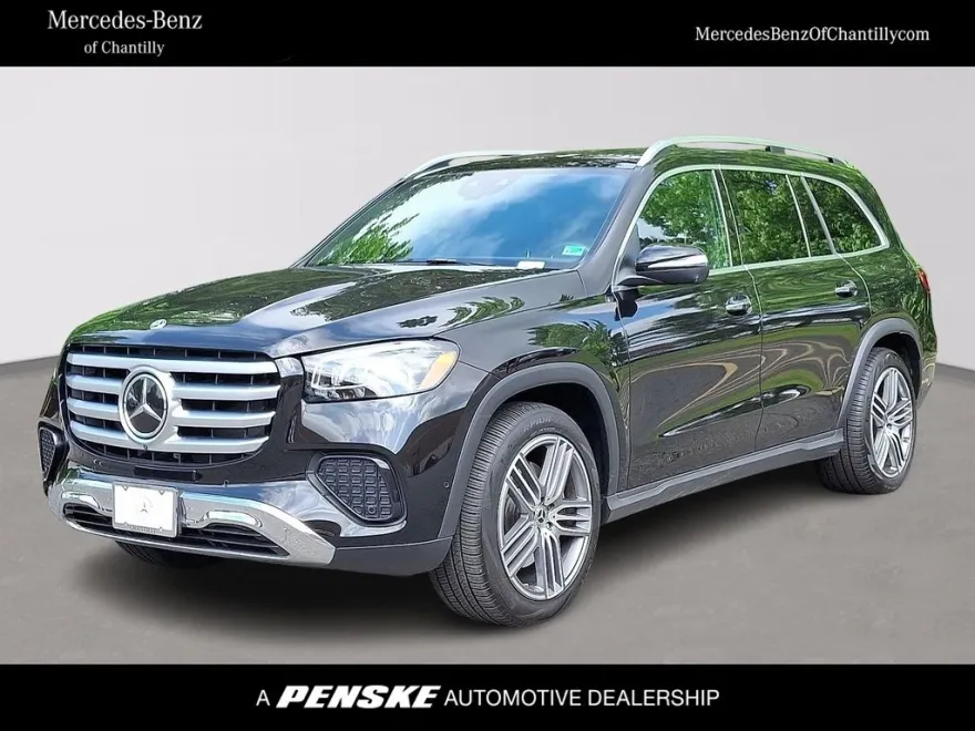 2025 Mercedes Benz GLS 450 4MATIC photo 1