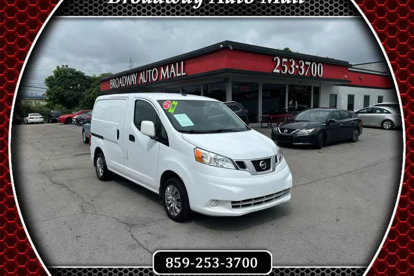 2021 Nissan NV200 SV photo 1