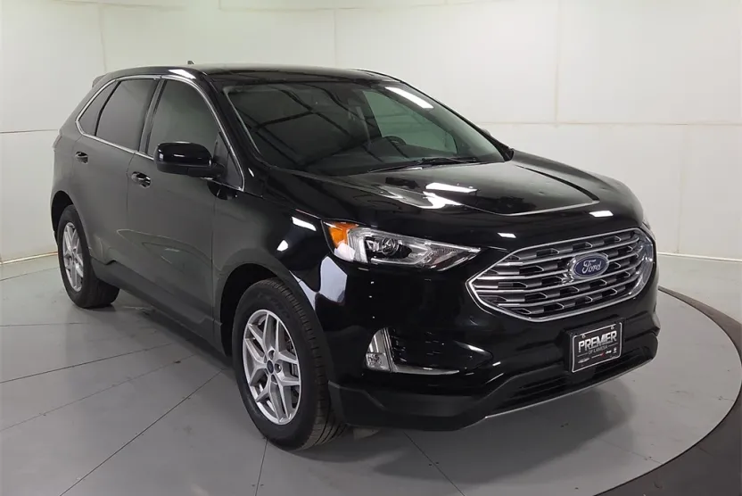 2021 Ford Edge SEL photo 1