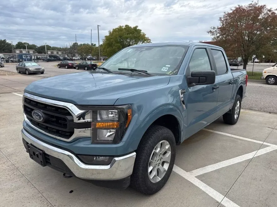 2023 Ford F-150 XLT photo 1
