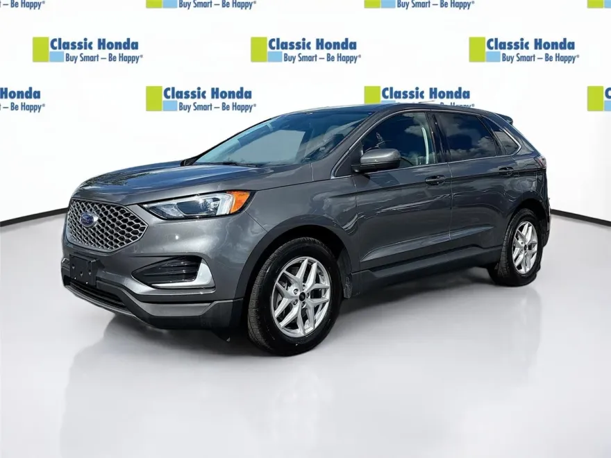 2024 Ford Edge SEL photo 1
