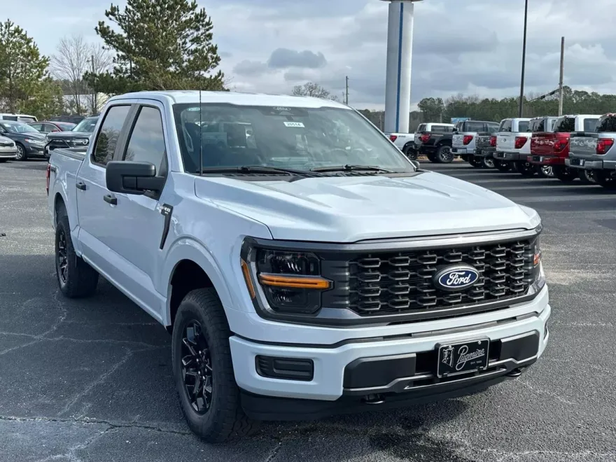 2025 Ford F-150 STX photo 1