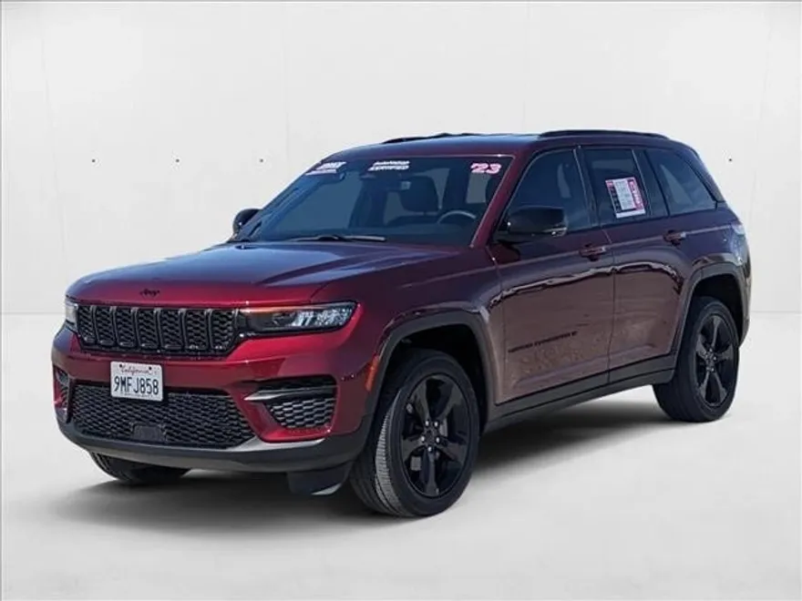 2023 Jeep Grand Cherokee Altitude photo 1