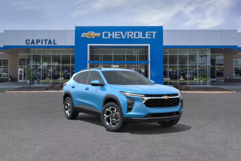 2025 Chevrolet Trax LT photo 1